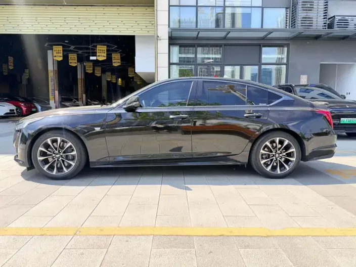 Cadillac CT5 2022 Model 28T Noble Model