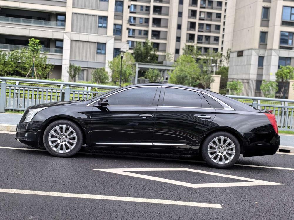 Cadillac XTS 2015 28T Comfort – фото 4