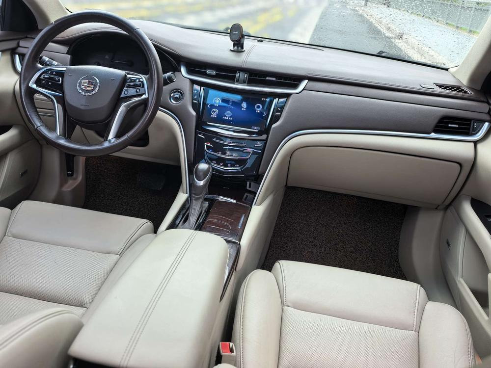Cadillac XTS 2015 28T Comfort – фото 8