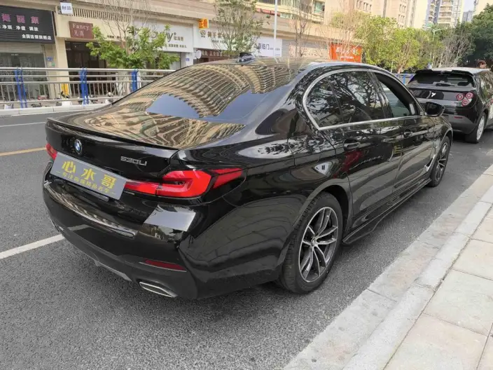 BMW 5 Series 2022 Model Facelift II 525Li M Sports Set – фото 4