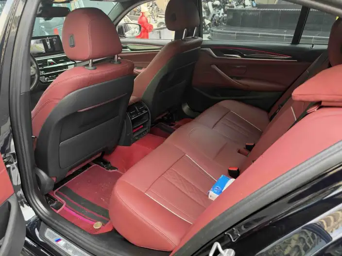 BMW 5 Series 2022 Model Facelift II 525Li M Sports Set – фото 9