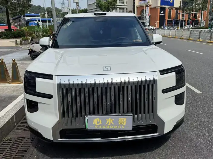 ZEEKR 9X 2025 Model Hyper Edition 70kWh VI seat