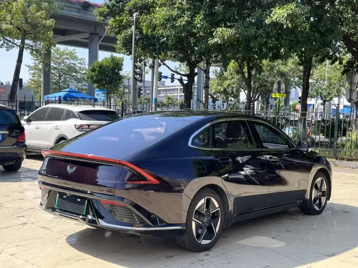 Wuling Xingguang PHEV 2023 Model 150 Advanced version – фото 6