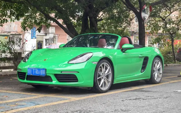 Porsche 718 2023 Model Boxster 2.0T