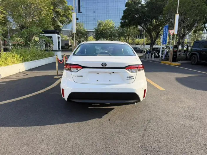 Toyota Levin 2024 Model Hybrid 1.8L Leading version – фото 5