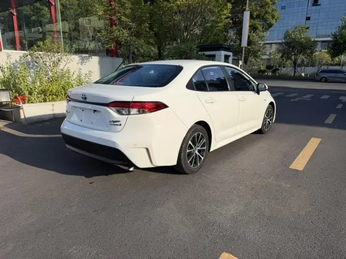 Toyota Levin 2024 Model Hybrid 1.8L Leading version – фото 6
