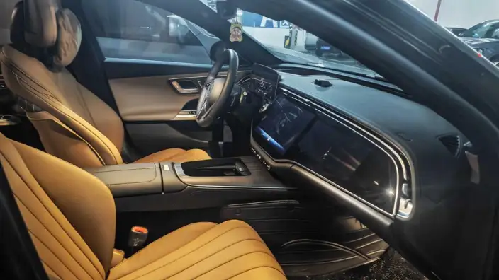 Mercedes-Benz E-Class 2025 Model E 300 L Noble Model sedan – фото 8