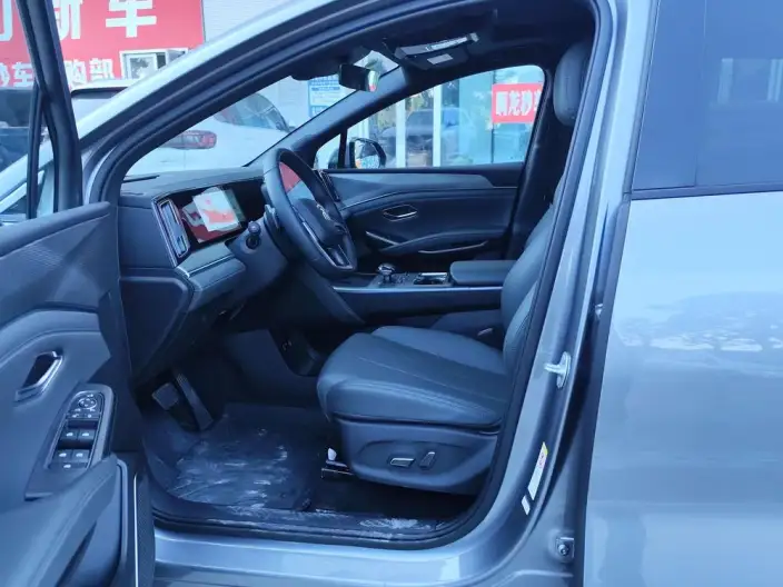 Song L DM 2025 Model Smart Driving Edition DM-i 112KM Leading Model – фото 8