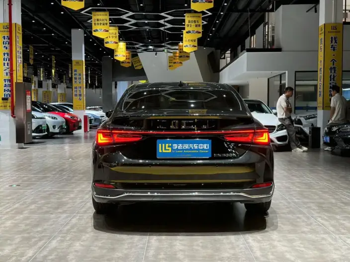 Lexus ES 2025 Model 300h Premium – фото 5