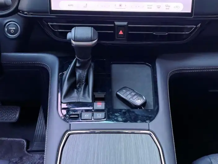 Toyota Sienna 2027 Model Hybrid 2.5L Deluxe Edition – фото 6