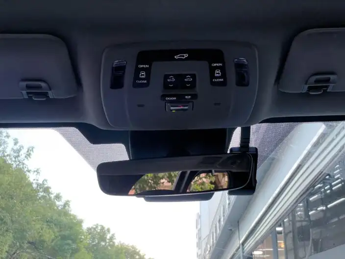 Toyota Sienna 2027 Model Hybrid 2.5L Deluxe Edition – фото 10