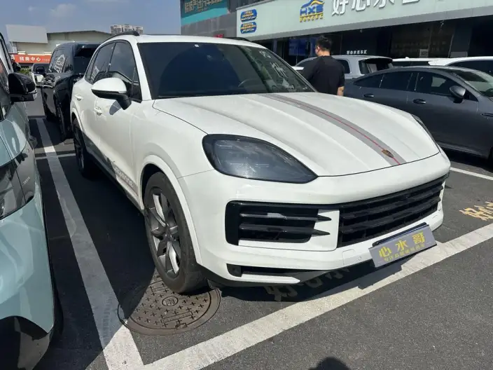 Cayenne 2024 Model Cayenne 3.0T