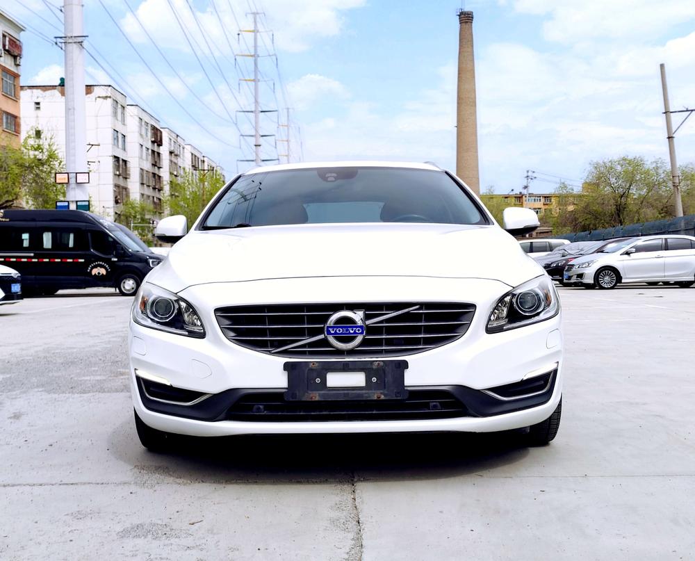 Volvo V60 2015 T5 Smart Elegant – фото 2