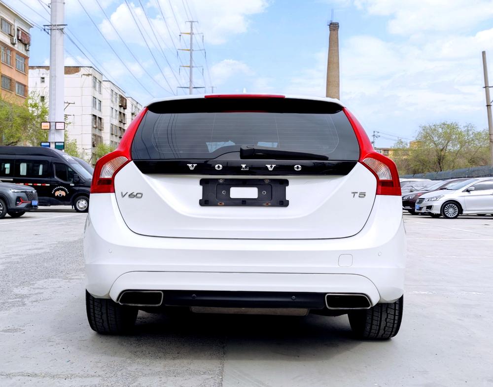 Volvo V60 2015 T5 Smart Elegant – фото 5