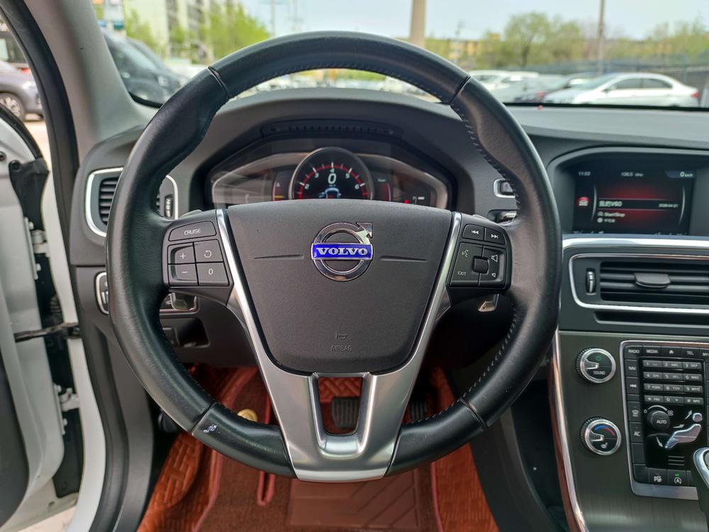 Volvo V60 2015 T5 Smart Elegant – фото 10