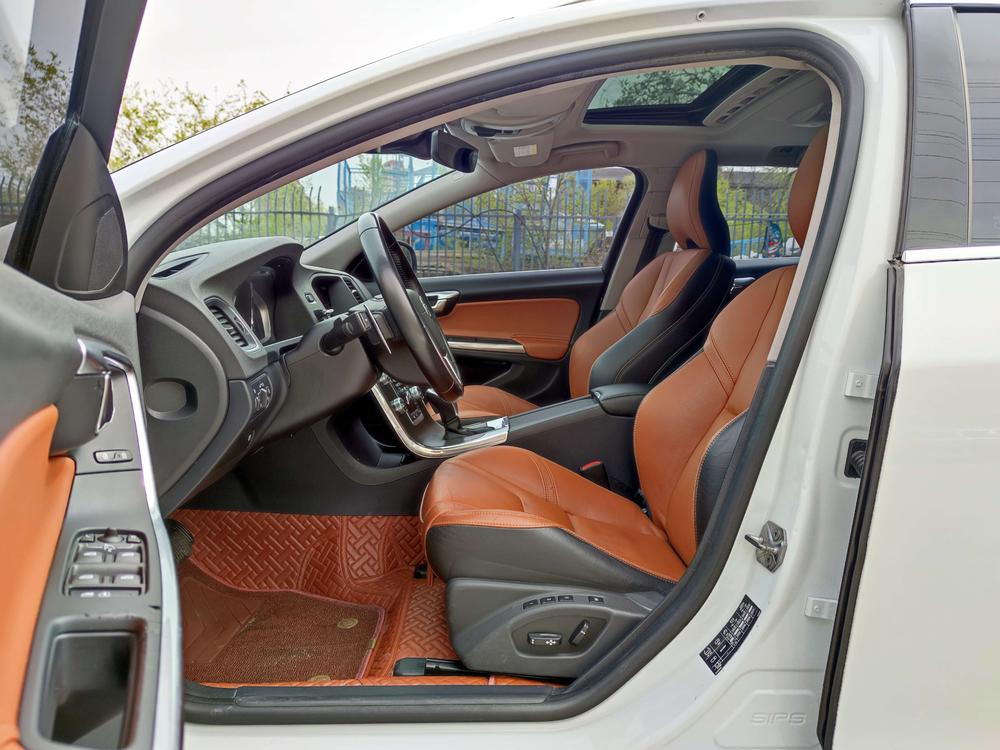 Volvo V60 2015 T5 Smart Elegant – фото 12