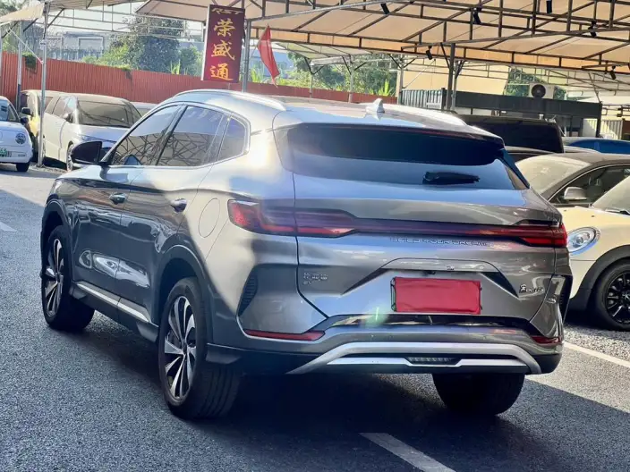 BYD Song PLUS EV 2025 Model 520KM Luxury Model