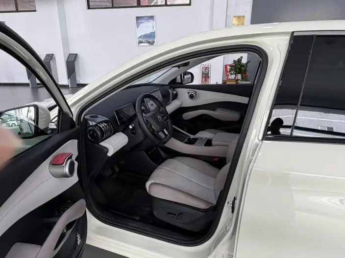 BYD Yuan PLUS 2025 Model Smart Driving Edition 430KM Leading Model – фото 8