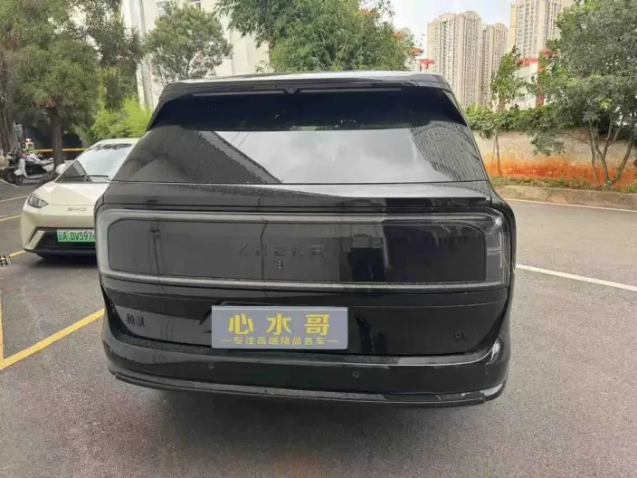 ZEEKR 9X 2025 Model Obsidian Black Edition 70kWh VI seat