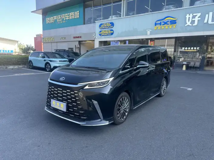 Lexus LM 2023 Model 500h DIRECT4 VI seat Respect Edition