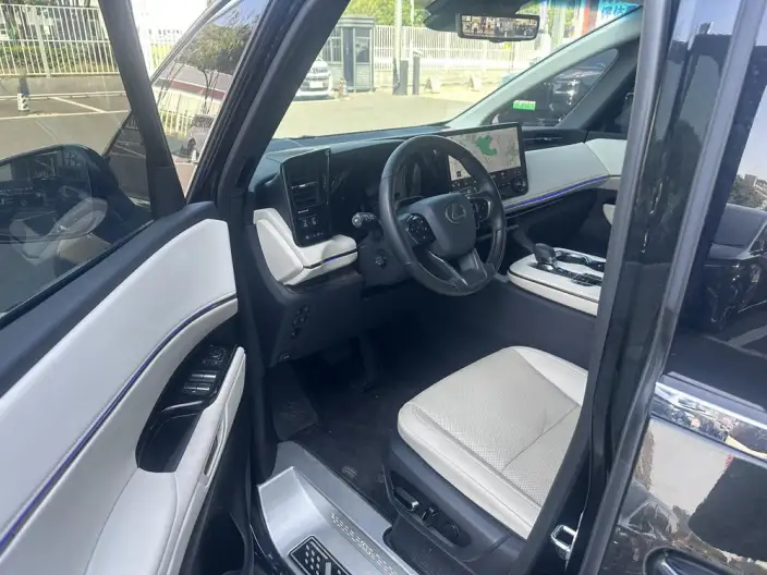Lexus LM 2023 Model 500h DIRECT4 VI seat Respect Edition – фото 7