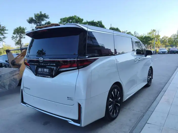Vellfire 2023 Model Toyota Crown 2.5L Intelligent Hybrid 4WD Supreme Edition – фото 5