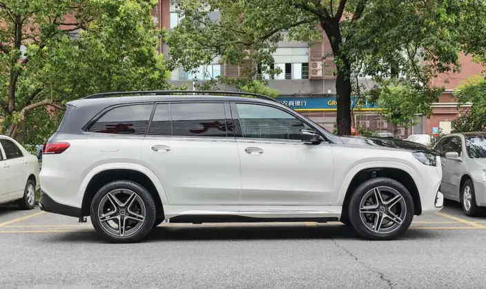 Mercedes-Benz GLS 2022 Model 3.0T Automatic 4WD 7 seat Parallel Imported – фото 4