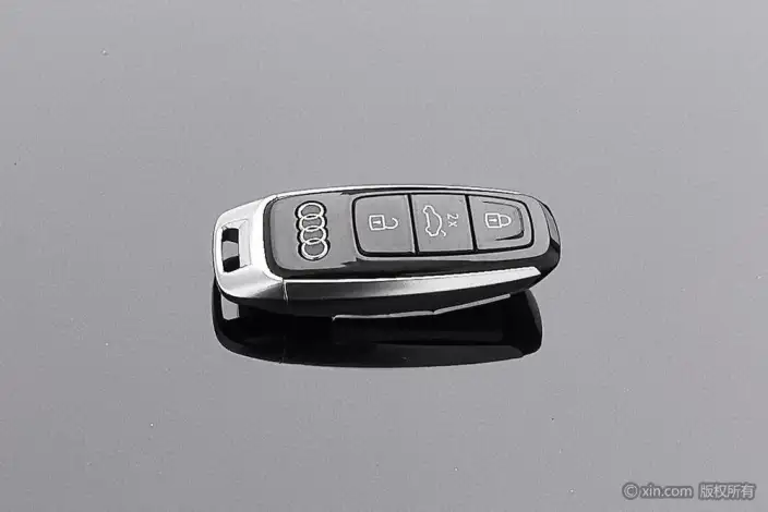 Audi A6L PHEV 2022 Model 55 TFSI e quattro – фото 6