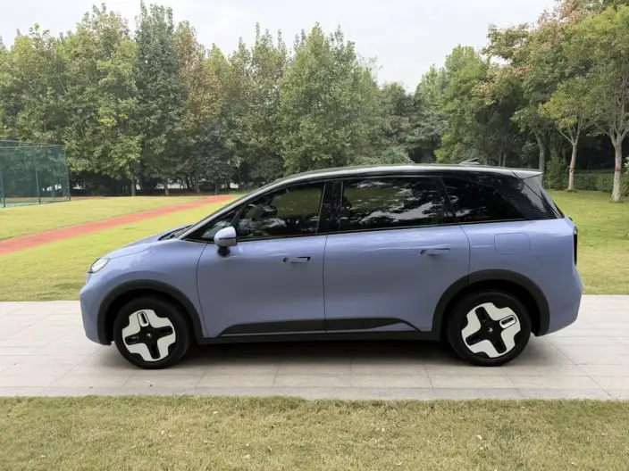 Arcfox Kaola 2023 Model Family Edition Pro