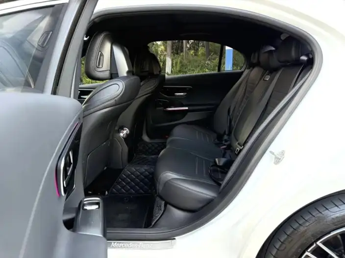 Mercedes-Benz C-Class 2022 Model C 260 L Sports Edition – фото 9