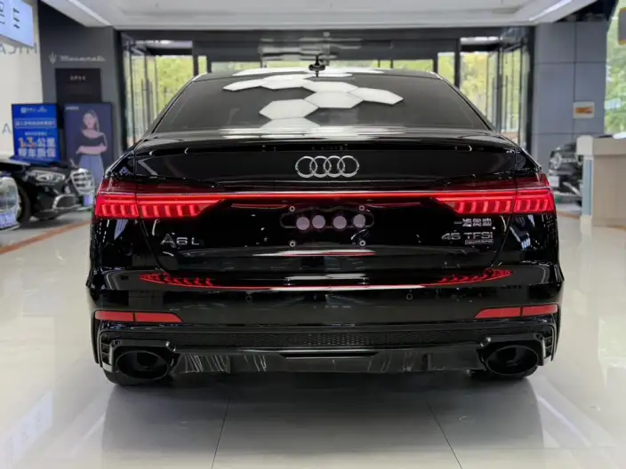 Audi A6L 2024 Model 45 TFSI quattro Exclusive Dynamic Model – фото 5