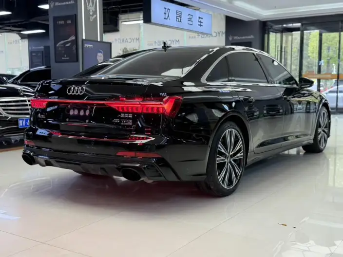 Audi A6L 2024 Model 45 TFSI quattro Exclusive Dynamic Model – фото 6
