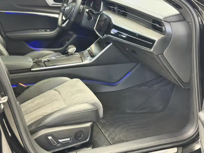 Audi A6L 2024 Model 45 TFSI quattro Exclusive Dynamic Model – фото 10