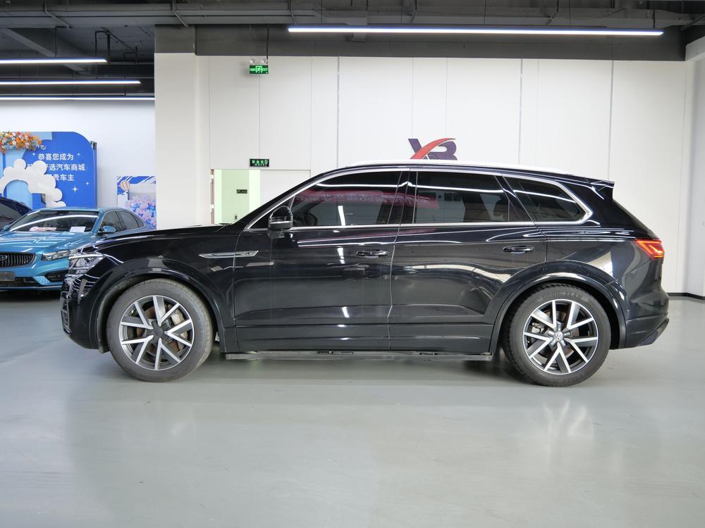 Volkswagen Touareg Модель 2020 года 3.0TSI Rapid Xiang Edition – фото 4