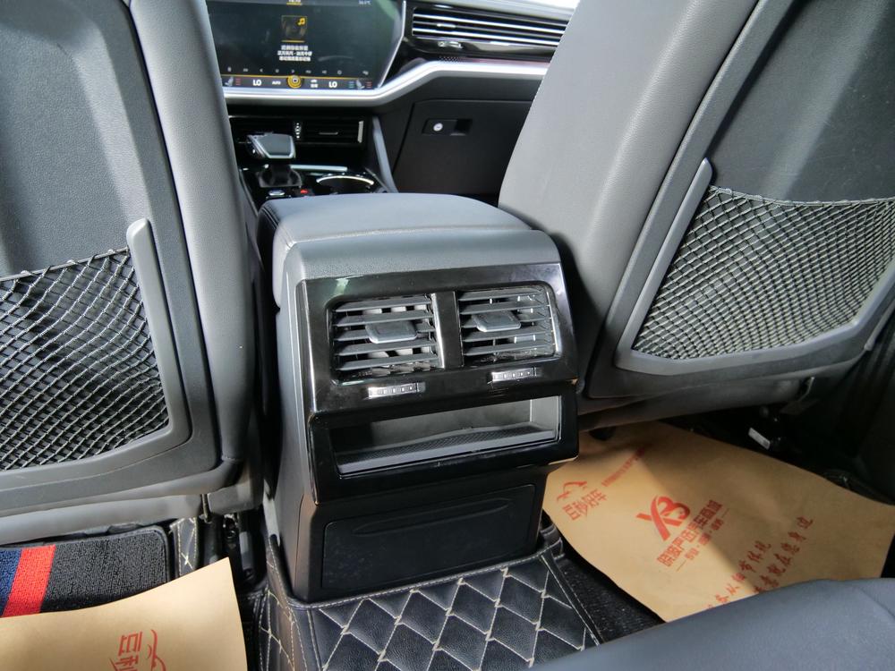 Volkswagen Touareg Модель 2020 года 3.0TSI Rapid Xiang Edition – фото 10