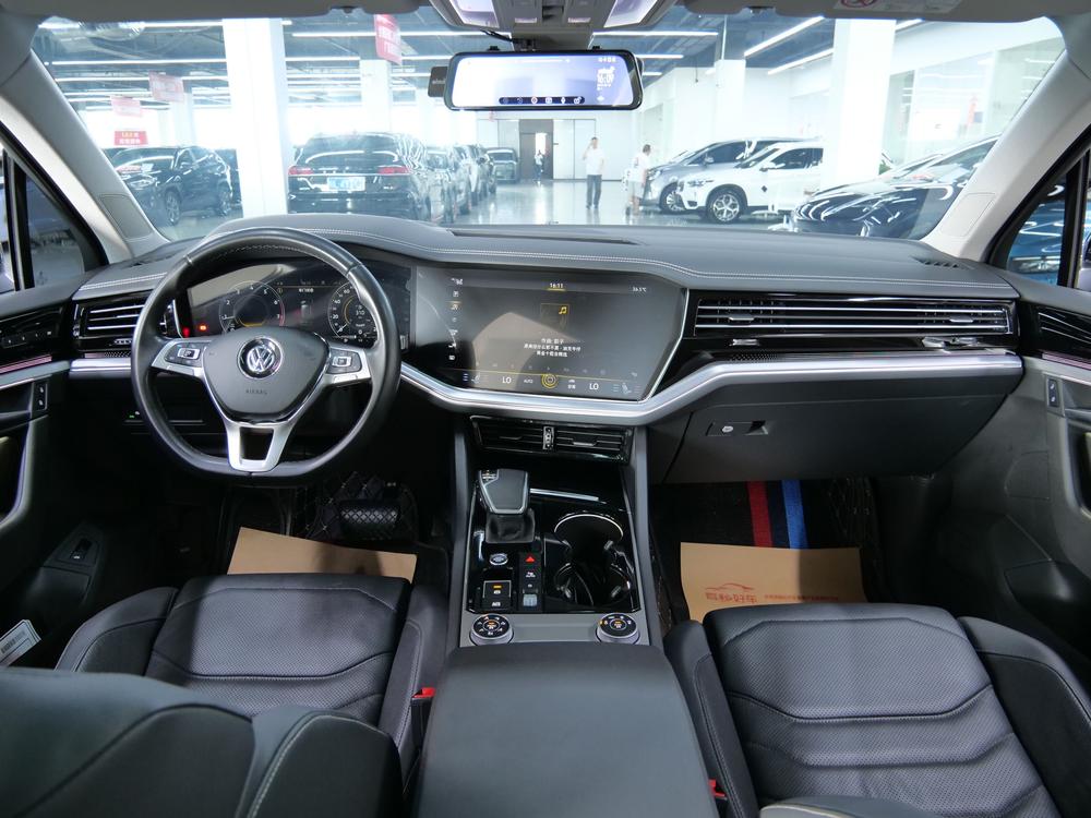 Volkswagen Touareg Модель 2020 года 3.0TSI Rapid Xiang Edition – фото 11