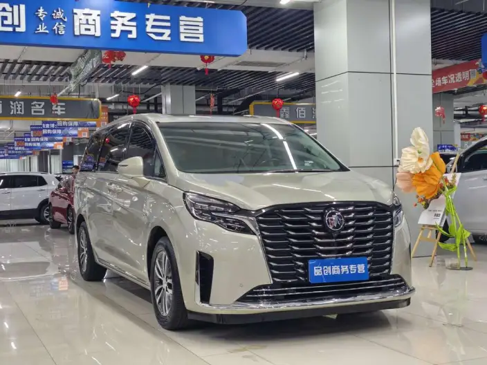 Buick GL8 2023 Model ES Luzun 2.0T Exclusive Model Heyue Edition