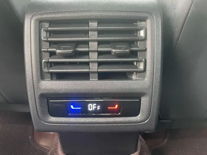 Volkswagen Golf 2021 Model 280TSI DSG R-Line – фото 7