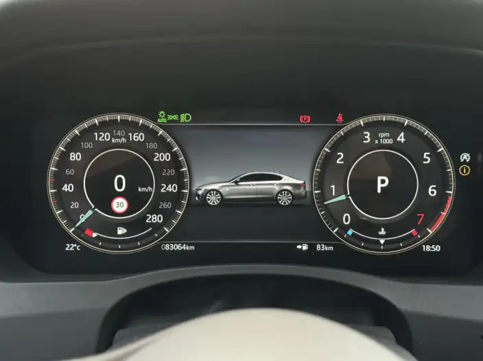 Jaguar XE L 2022 Model 2.0T 250PS R-DYNAMIC S Enterprising Sports Edition – фото 9