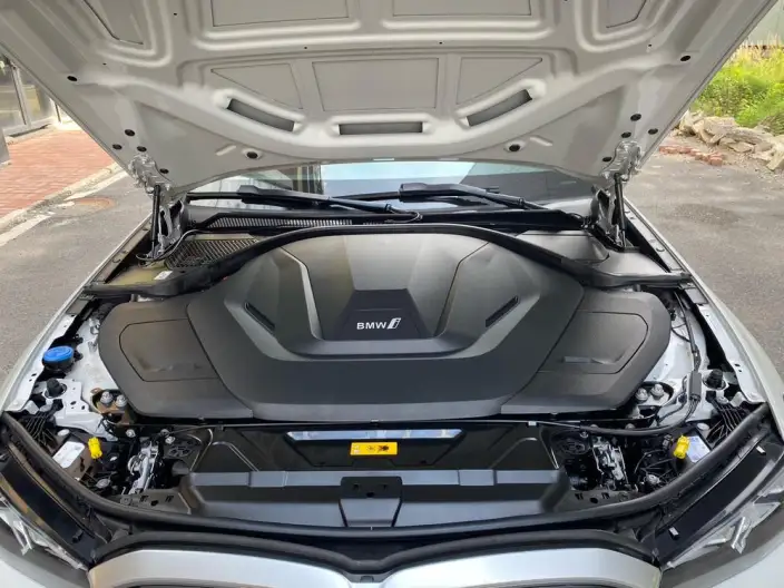 BMW i3 2023 Model eDrive35L – фото 10