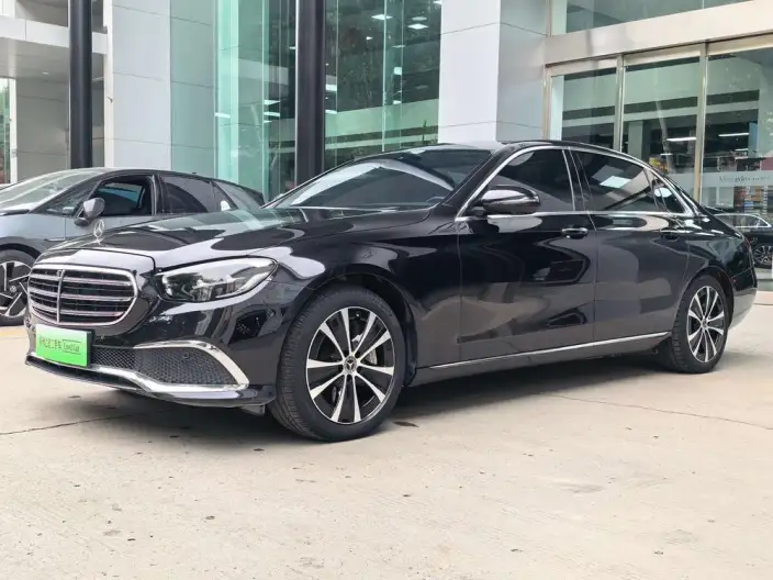 Mercedes-Benz E-Class PHEV 2022 Model Facelift E 350 e L Sports sedan – фото 1