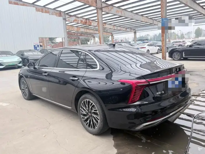 Hongqi H5 2024 Model 1.5T DCT Flag Rhythm Edition