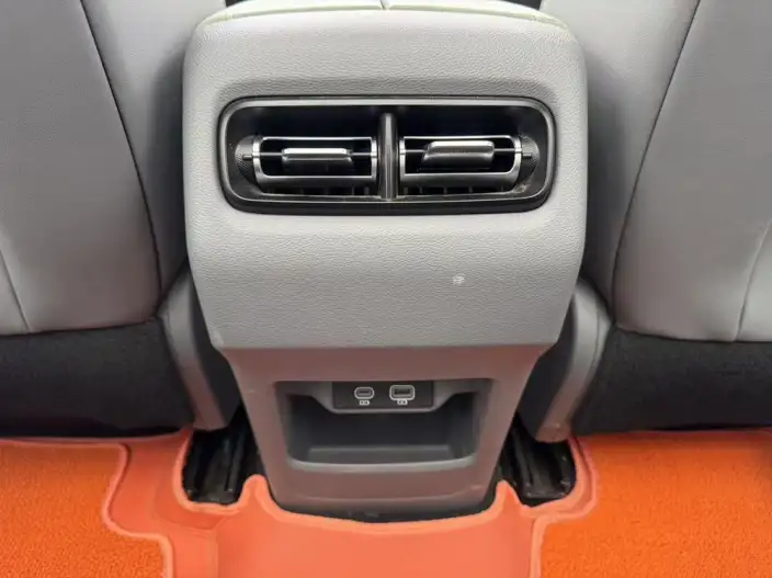 BAIC BJ40 2026 Model 2.0D Automatic Diesel Edition – фото 10