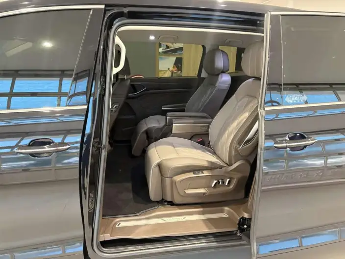 Viloran 2024 Model 380TSI Premium Edition – фото 10