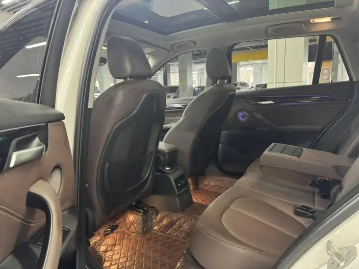 BMW X1 2022 Model sDrive20Li Exclusive Model – фото 10