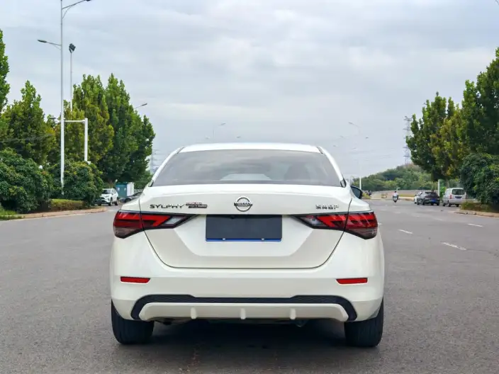 Nissan Sylphy 2022 Model 1.6L XL CVT Yuexiang Edition – фото 6