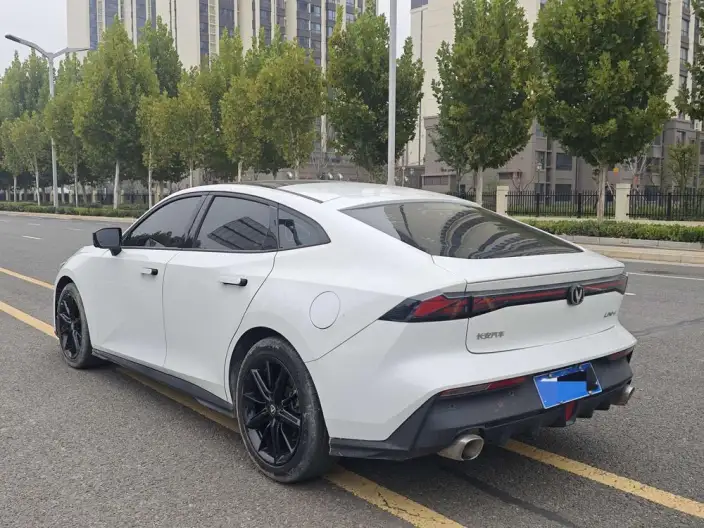 Changan UNI-V 2023 Model 1.5T Noble Model