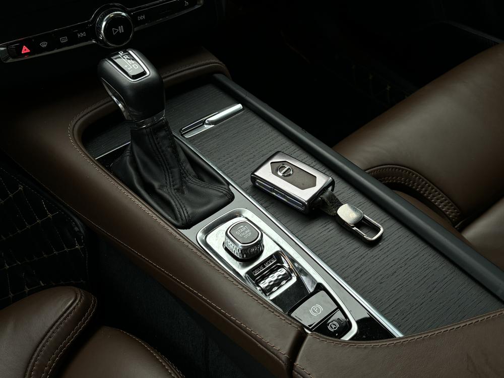 Volvo XC90 Модель 2020 года T6 4WD Smart Elegance Deluxe Edition 7 seat – фото 17