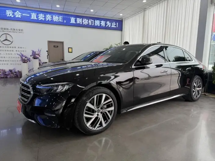 Mercedes-Benz E-Class 2024 Model E 300 L Fashion Model sedan – фото 1