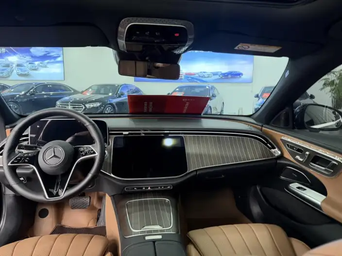 Mercedes-Benz E-Class 2024 Model E 300 L Fashion Model sedan – фото 7